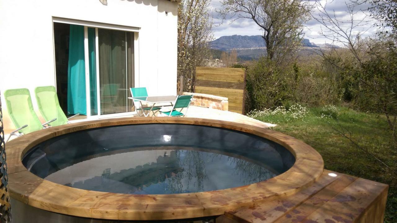 Spa Cabanon De Charme - Le Garagai Meyreuil Zewnętrze zdjęcie